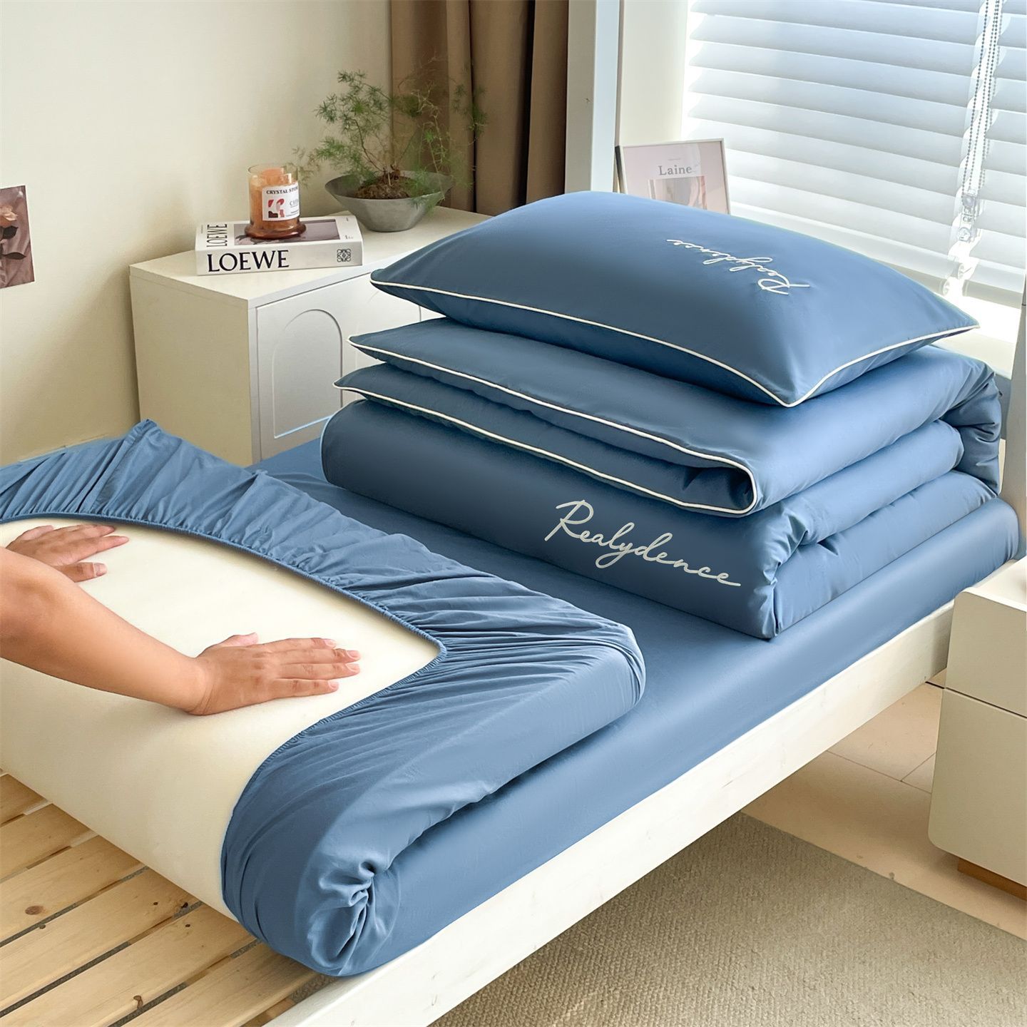 Six-Piece Dormitory Bed Set for College Students, Three-Piece Quilt Cover, Pillow, Quilt, Bedding and Mattress Set