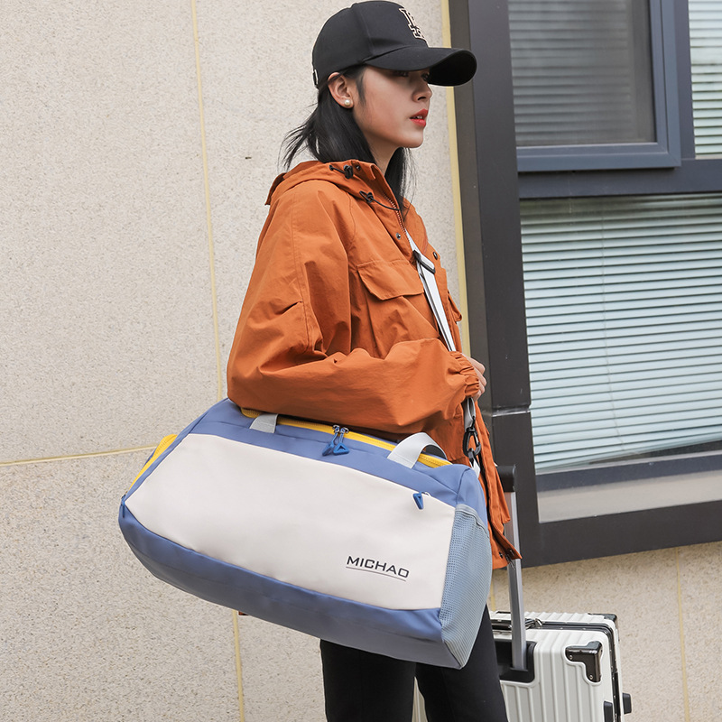 外贸斜跨健身包撞色防泼水干湿分离游泳训练包短途出差登机旅行包