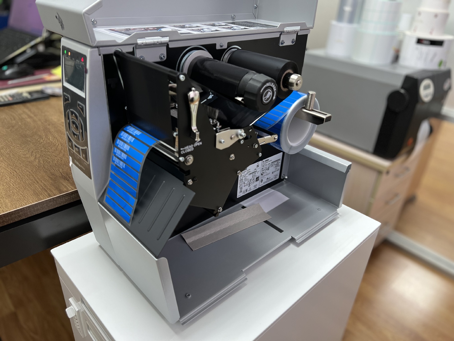 苏州avery dennison聚酯PET卷筒不干胶染色标签厂其他文化、印刷