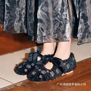 �F؛~�����YëëЬŮ���⴩�q��ů������Ь�ӼӰ���ƽ���ކ�Ь��