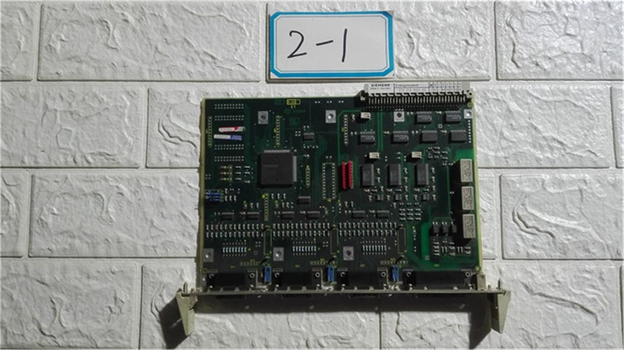 Хару́ка Валли 6FX1121-4BA03 физическая съемочная карта платы подержанная подержанная не реальная цена продажи