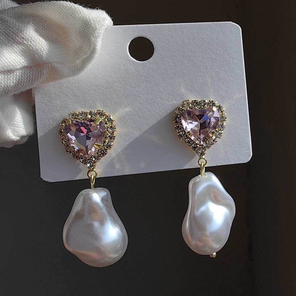 1 Pair Original Design Heart Shape Inlay Imitation Pearl Artificial Diamond Drop Earrings display picture 3