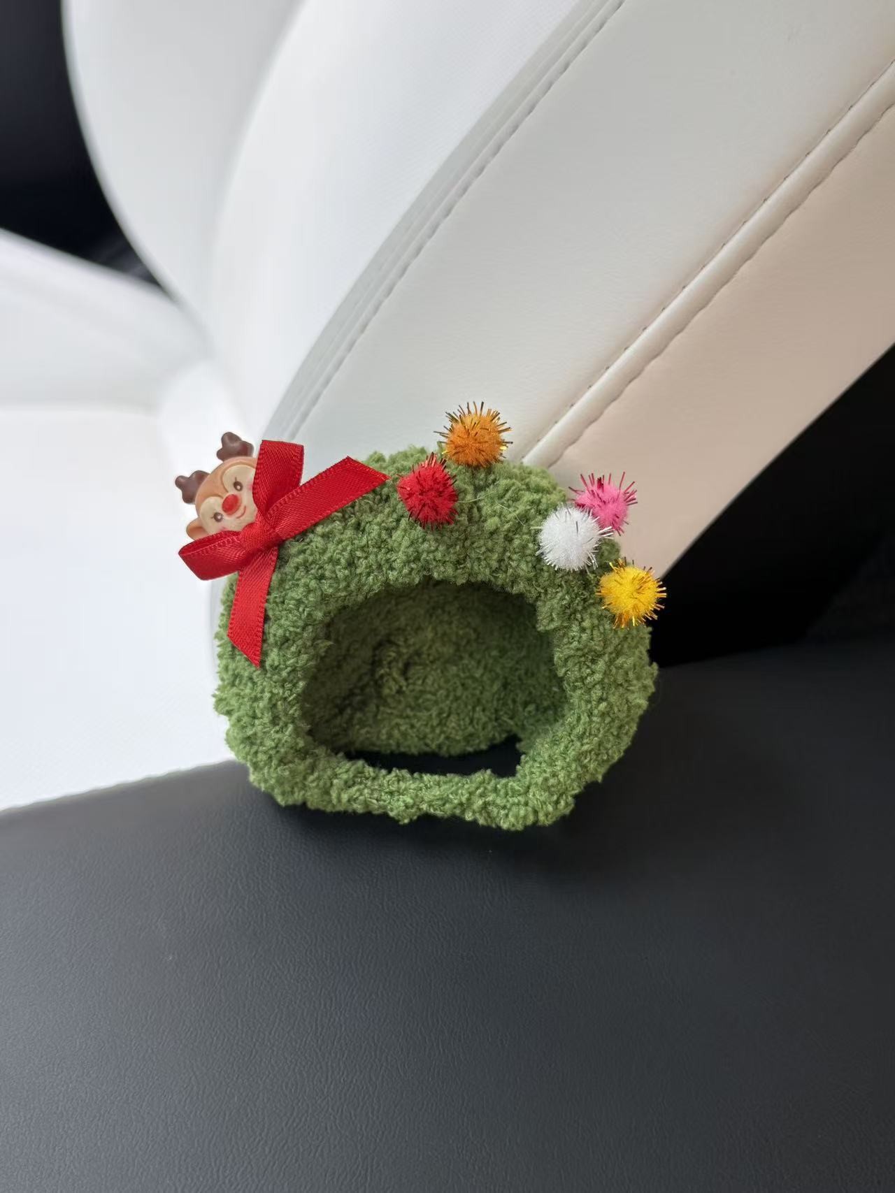Green elk hood