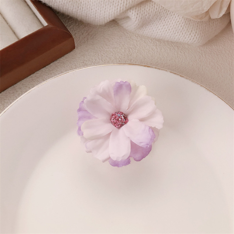 Flor de simulación clip de agarre pequeño clip de garra de cola de caballo alta pinza de pelo de artefacto fijo horquilla de cabeza femenina nuevo tocado de flor