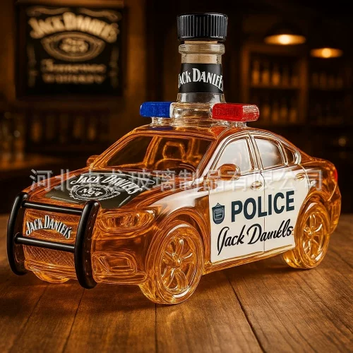 Police car-shaped glass wine bottle independent stand hot-selling product whisky bottle barware factory direct delivery