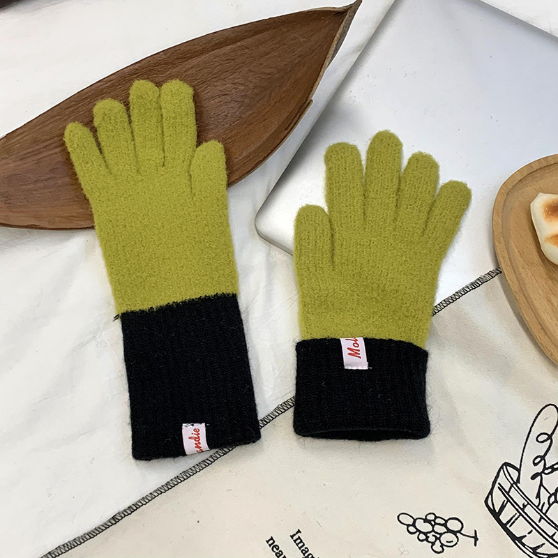 Guantes calientes de invierno para ciclismo engrosado 2025 nuevo lindo suave glutinoso imitación de peluche alargado guantes de color al por mayor
