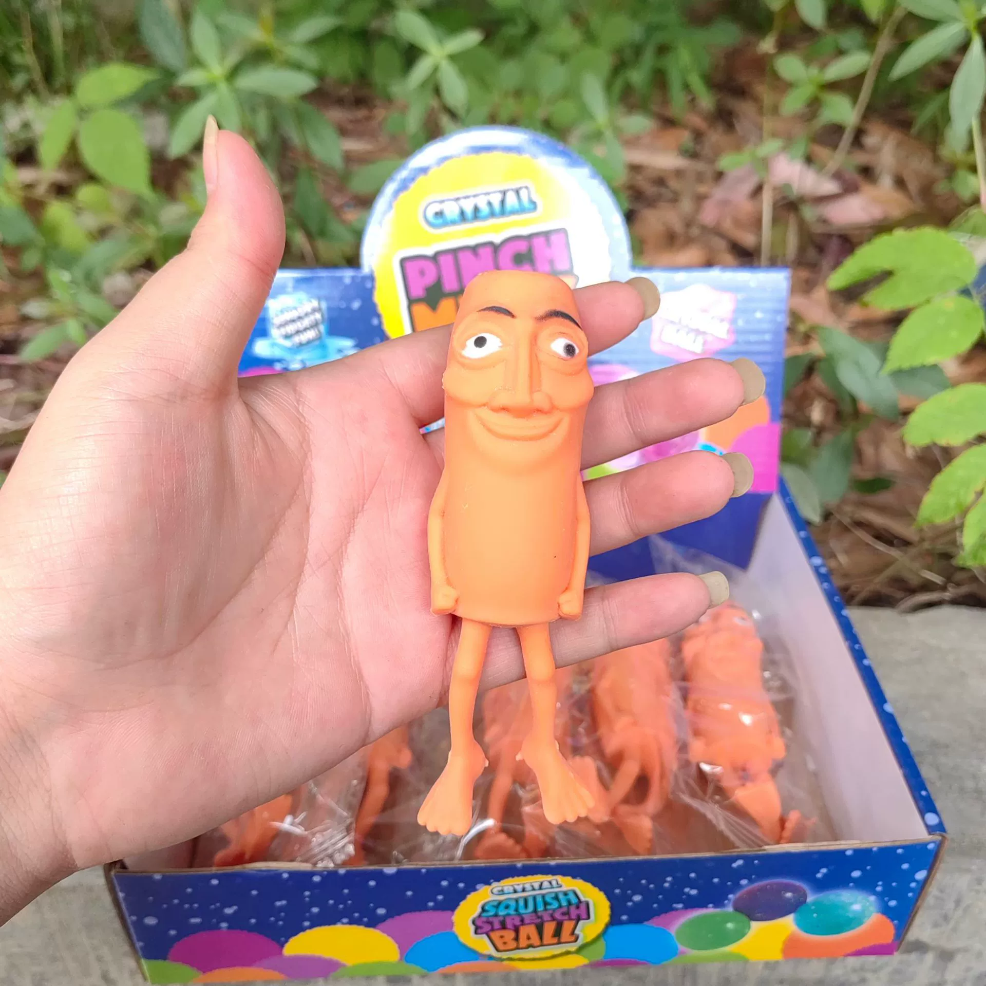 Новый трансграничный продукт TungTungTung, деревянная палочка, человечек Shan Hai Jing, декомпрессионная игрушка-щипцы, игрушка-вентиляция, забавная фигурка