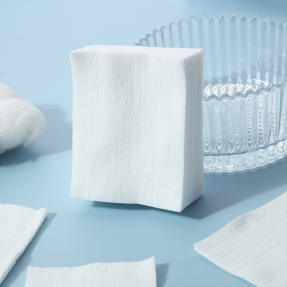 Fabricantes de salón de belleza bordado cuadrado algodón desechable algodón de lavado de uñas algodón de limpieza de uñas al por mayor