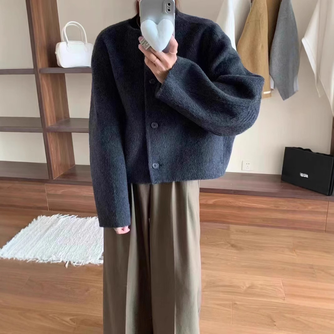 2024韓国系の極めて簡単な風の広い版の丸首はやせている両面のウールのコートの毛を現します。