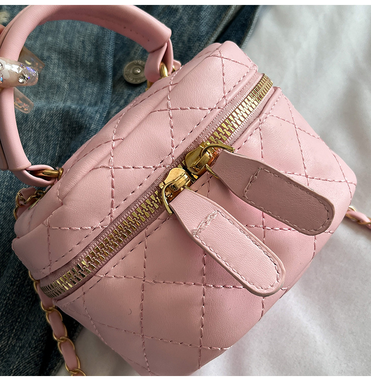 169g Weight Zipper Closure Type Single Shoulder Strap Strap Type Shoulder Bag Bags Type Casual Occasion Pu Leather Material Solid Color Pattern All Seasons Season Women's Gender Streetwear Style Square Shape Women's Pu Leather Solid Color Streetwear Square Zipper Shoulder Bag 38