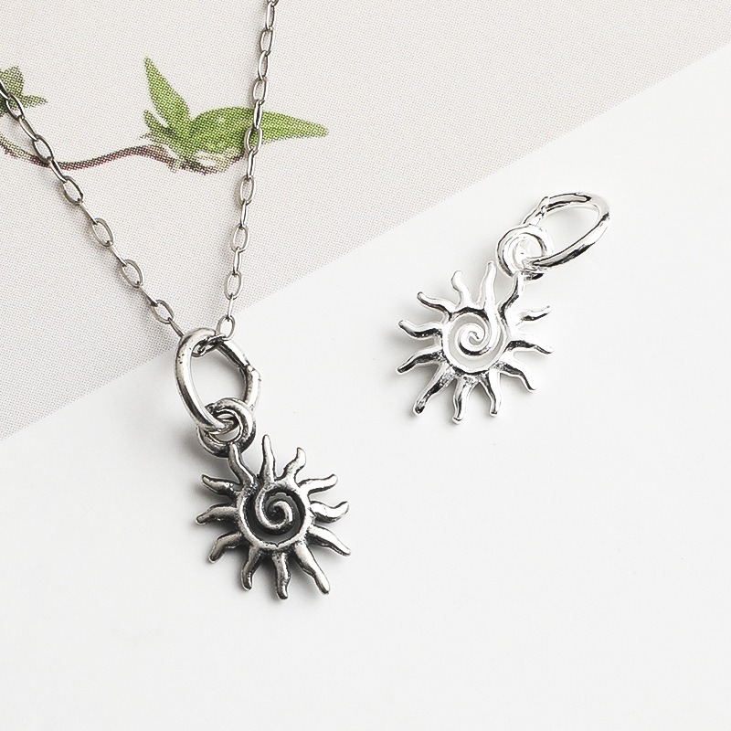 S925 pure silver vintage spiral sunflower pendant DIY beaded bracelet necklace fashion sun pendant accessory S925 pure silver vintage spiral sunflower pendant DIY beaded bracelet necklace fashion sun pendant accessory