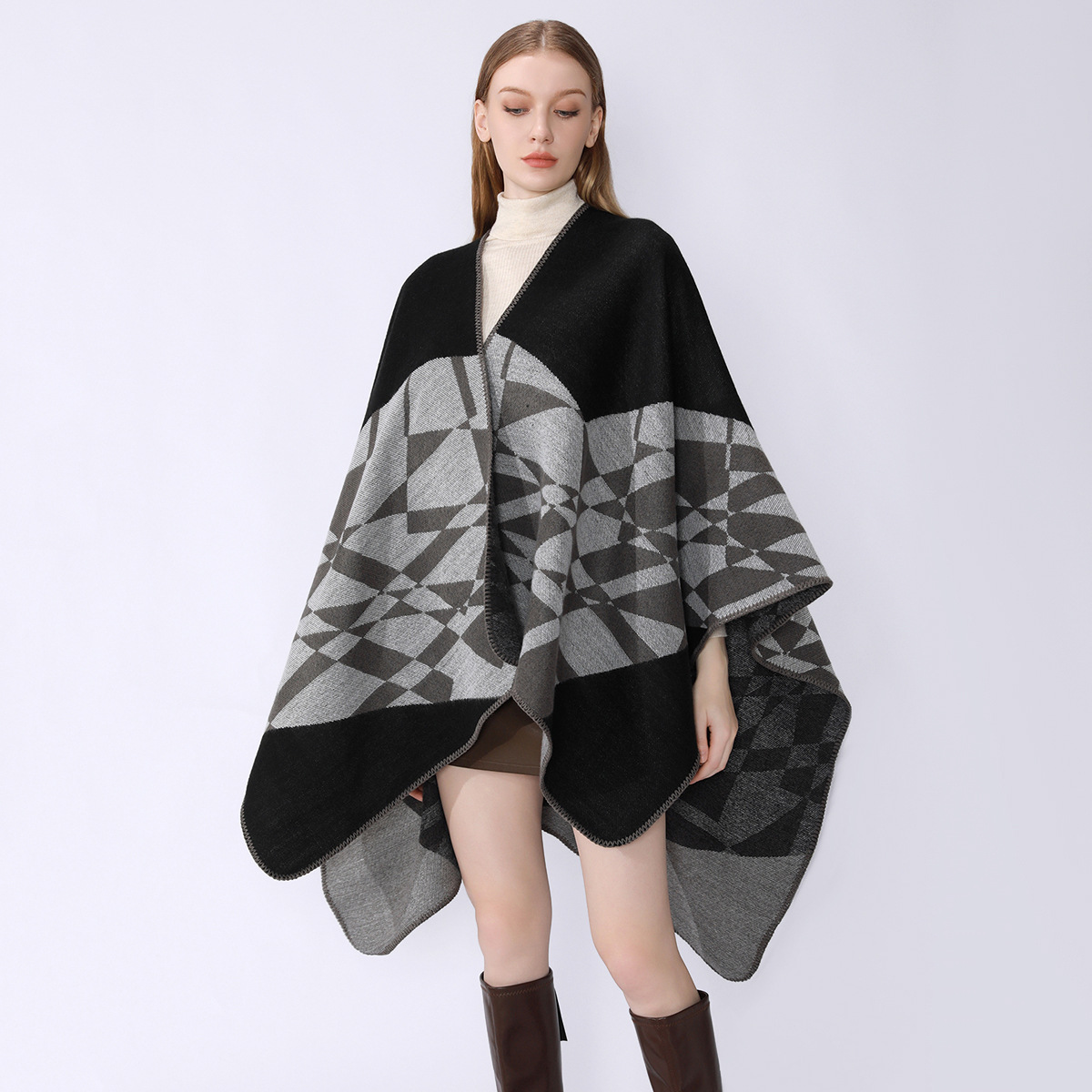 Capa transfronteriza y chal 2024 nueva capa de invierno y otoño de mujer abrigo abrigo abrigo suelto de moda europea y americana para mantener el calor fuera