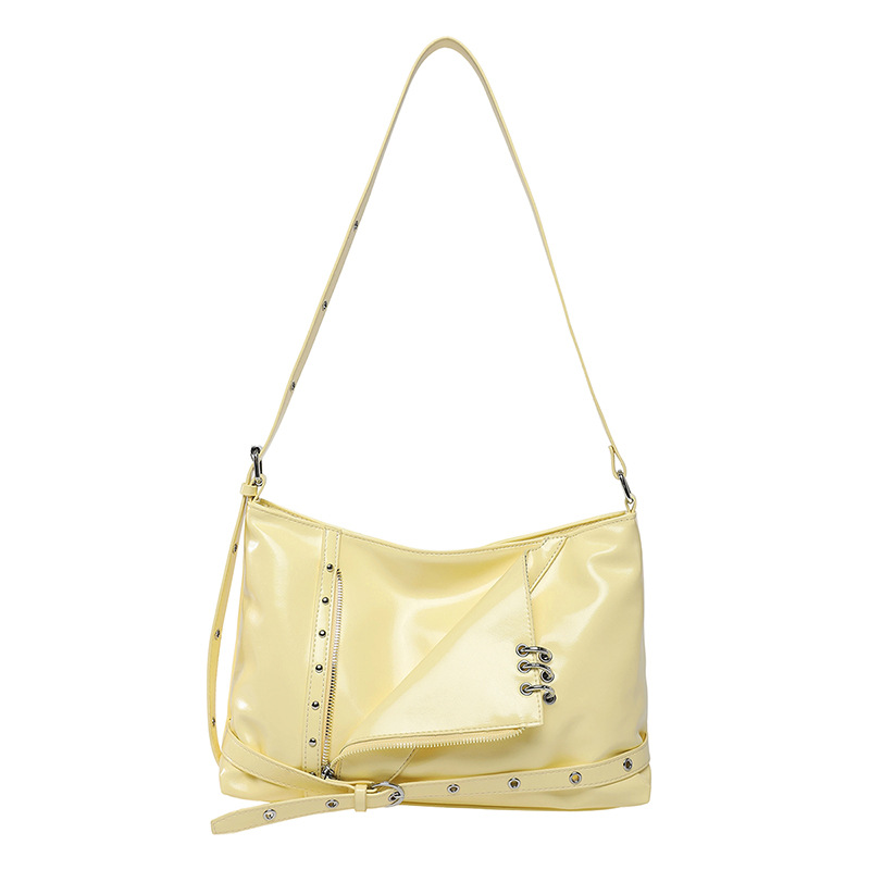 Bolso estilo Street Punk 2025 verano nuevo bolso femenino personalizado estilo motocicleta bolso de hombro bolso de mensajero de gran capacidad