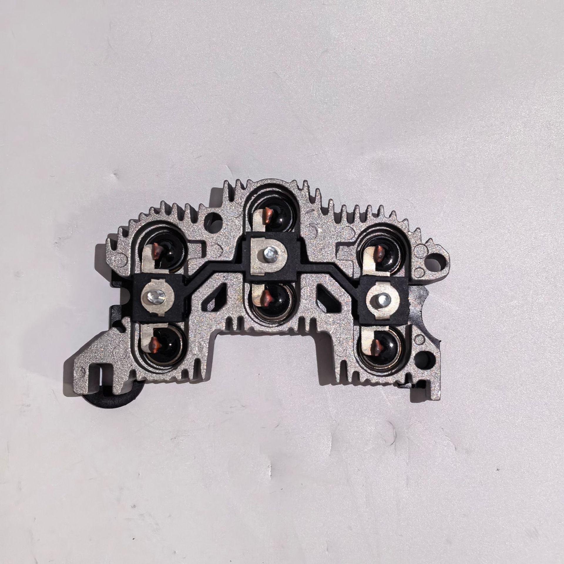 22si diode rectifier bridge assembly is suitable for Dongfeng Cummins heavy-duty truck parts and generator accessories