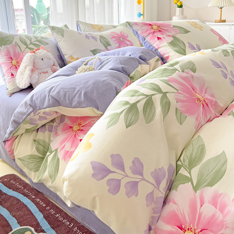 Personalizado en fábrica, sábanas de algodón de algodón de clase A, juego de cuatro piezas, cama de dormitorio de estudiantes floral, juego de tres piezas, funda de edredón, sábana