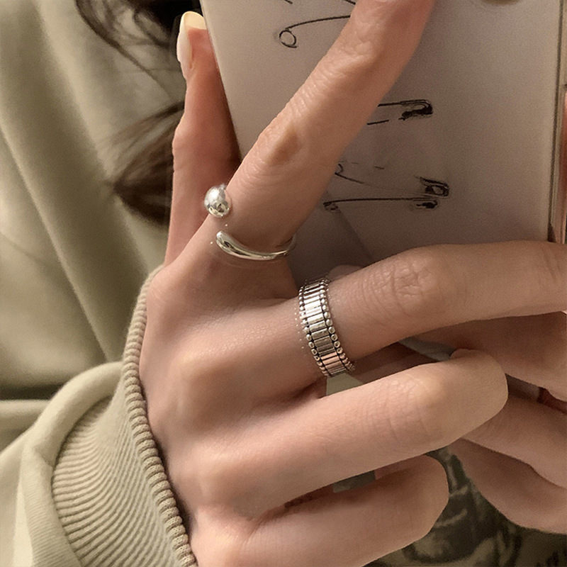 2026 New Super Shiny Zircon Threaded Matte Stacking For Women Fashionable Personality Temperament Versatile High-End_voghion.com