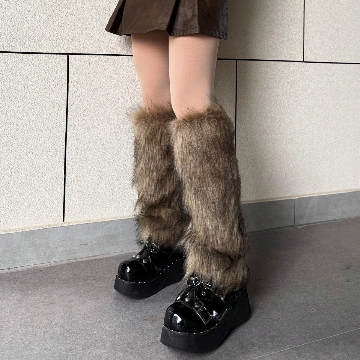 1 Pair Brown Solid Faux Fur Leg Warmers