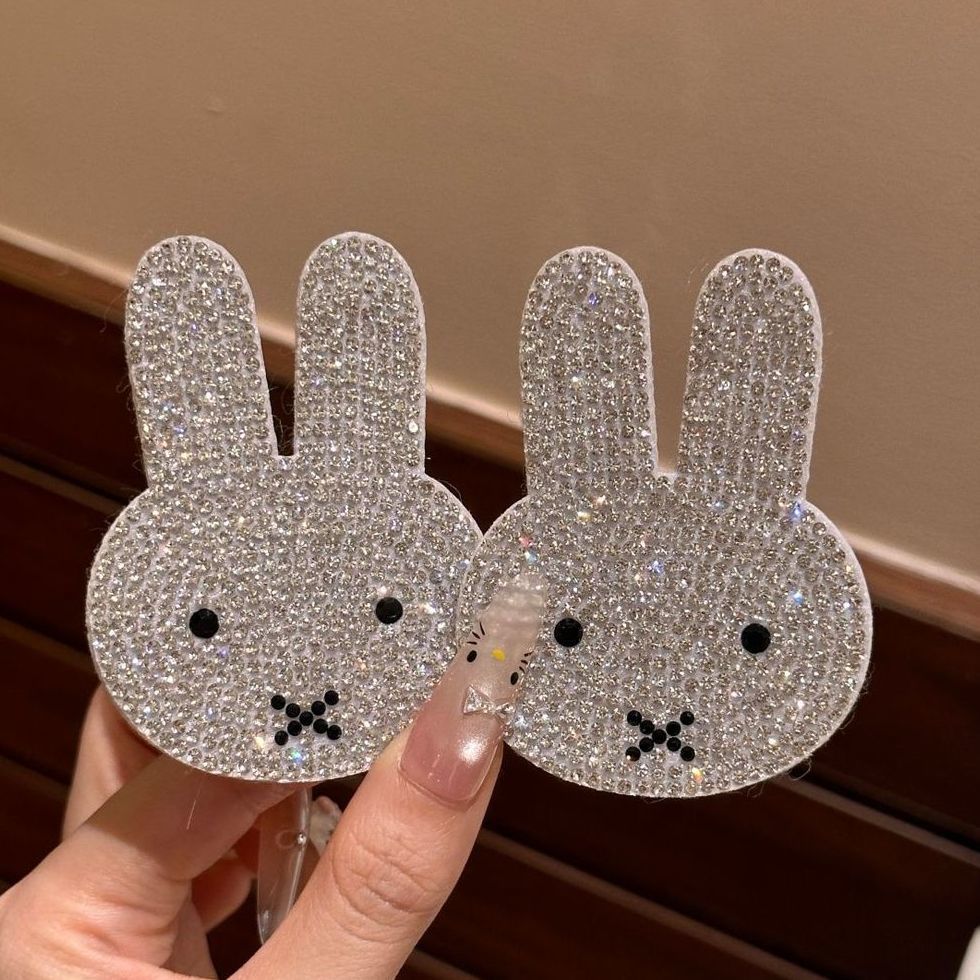 Cute cartoon rhinestone Miffy rabbit adhesive hair clip, niche light luxury with a high-end feel, sparkling rhinestone bangs clip for girls, personalized hair accessory