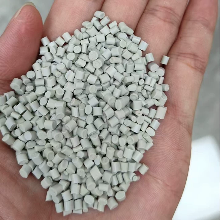 HIPS серо-белый удар 11.4 растяжение 20 разрыв 40 глянцевая поверхность без примесей легко окрашивается