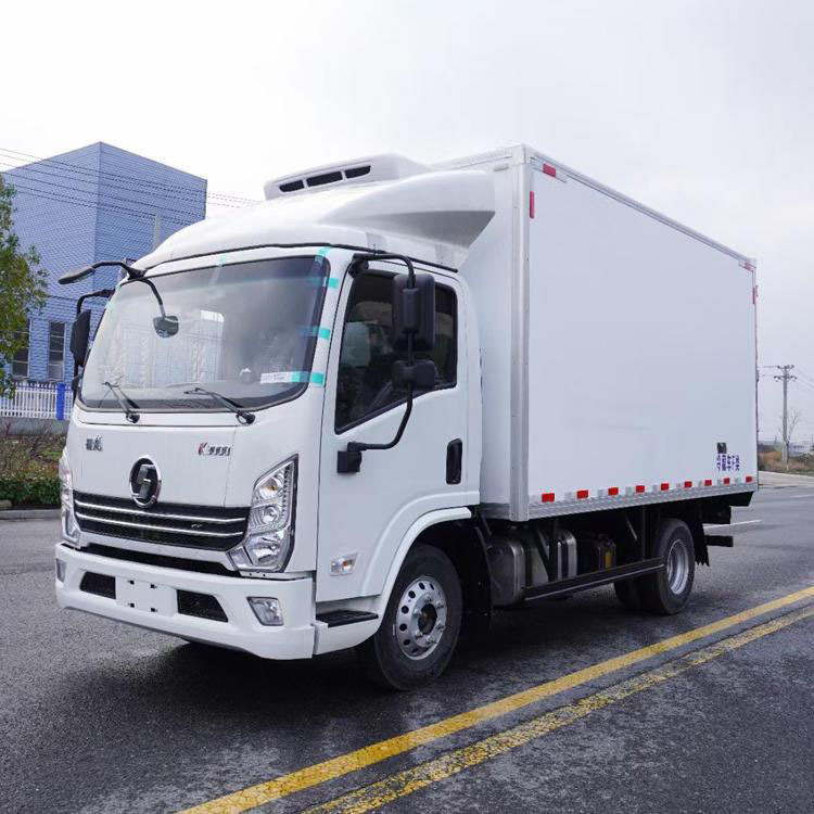 福田欧马可冷藏车4.2米冷藏车疫苗冷链运输车厂家电话