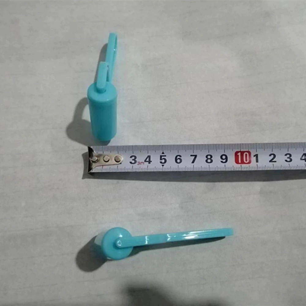 Playing pottery clay clay tools length 8.5 width 5.2 thick 1.7 cm plastic drum roller