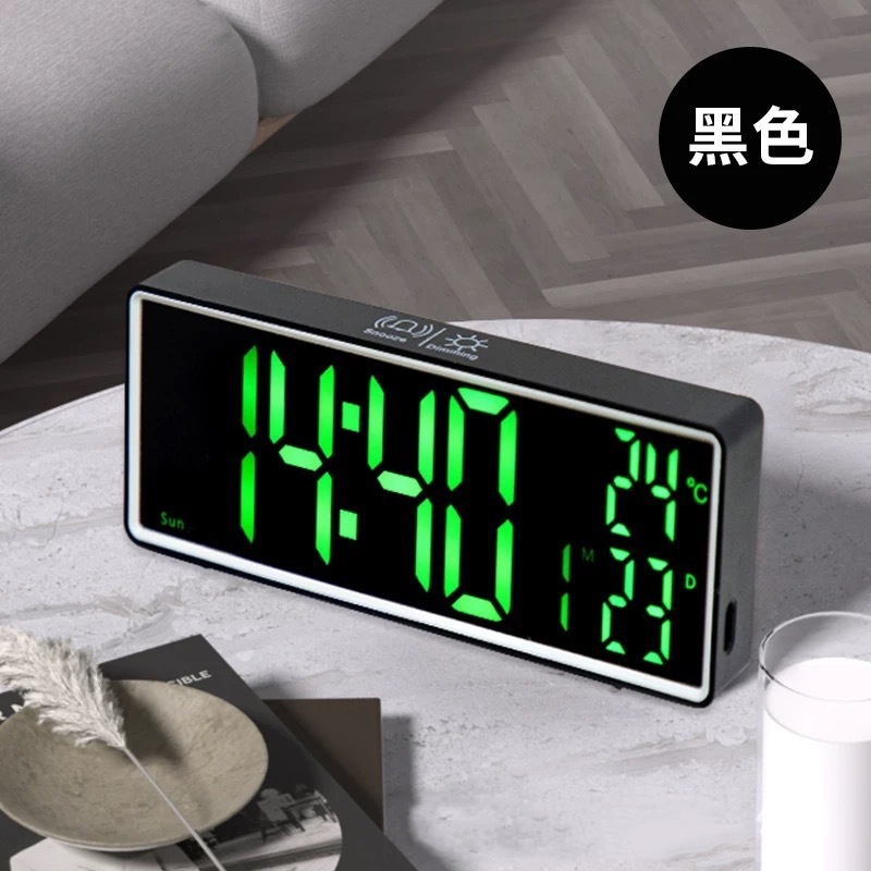 La versión de Carga multifuncional del estudiante del despertador electrónico plástico de los niños se puede utilizar como estilo coreano simple del reloj electrónico del espejo