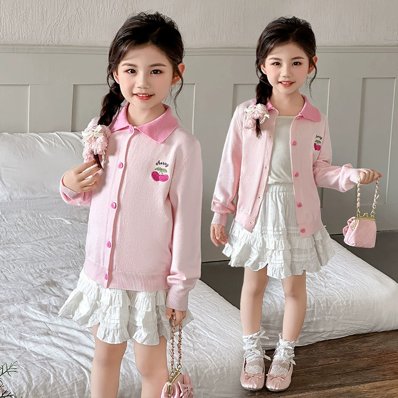 Детский вязаный кардиган для девочек, весна-осень 2025, новый стиль, вышитый топ, западный стиль, длинный рукав, милый свитер для маленькой девочки