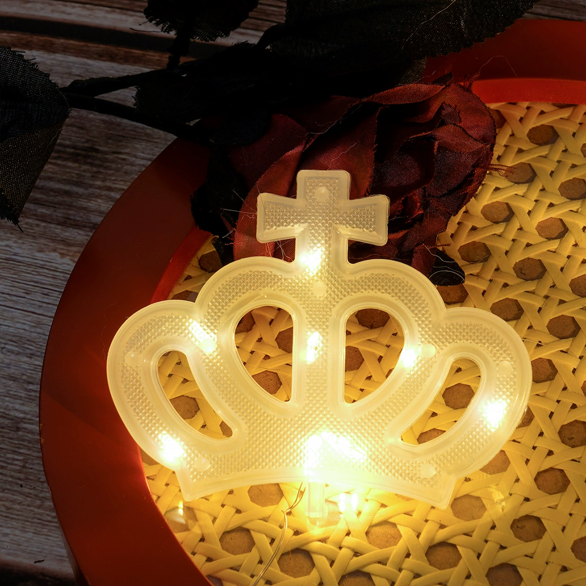 Переходная торговля e-commerce специализируется на LED-праздничных подарках, декоративные ночники неоновый свет, рождественские украшения интерьера