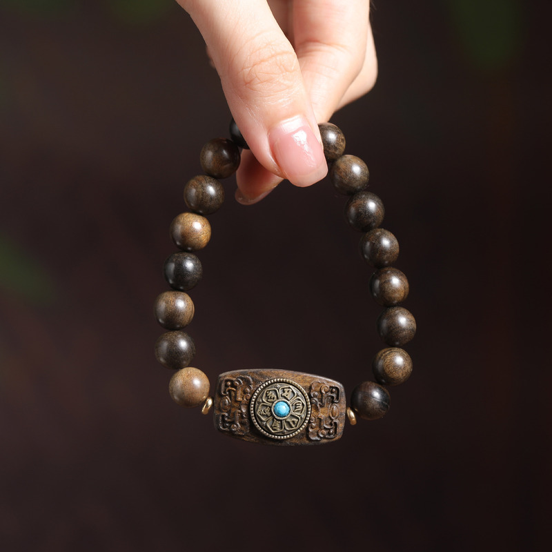 Factory Direct Sale of Agarwood Fortune-Turning Bracelets, Six-Word Mantra Buddhist Beads, Popular Collectible Bracelets from Live Streaming