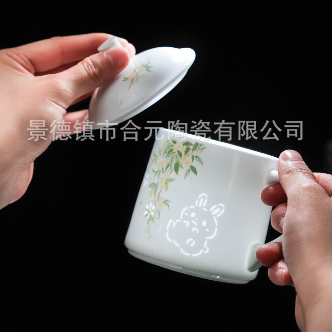 新品 景德镇玲珑小杯子带盖女生牛奶杯 可爱卡通白瓷小福杯伴手礼