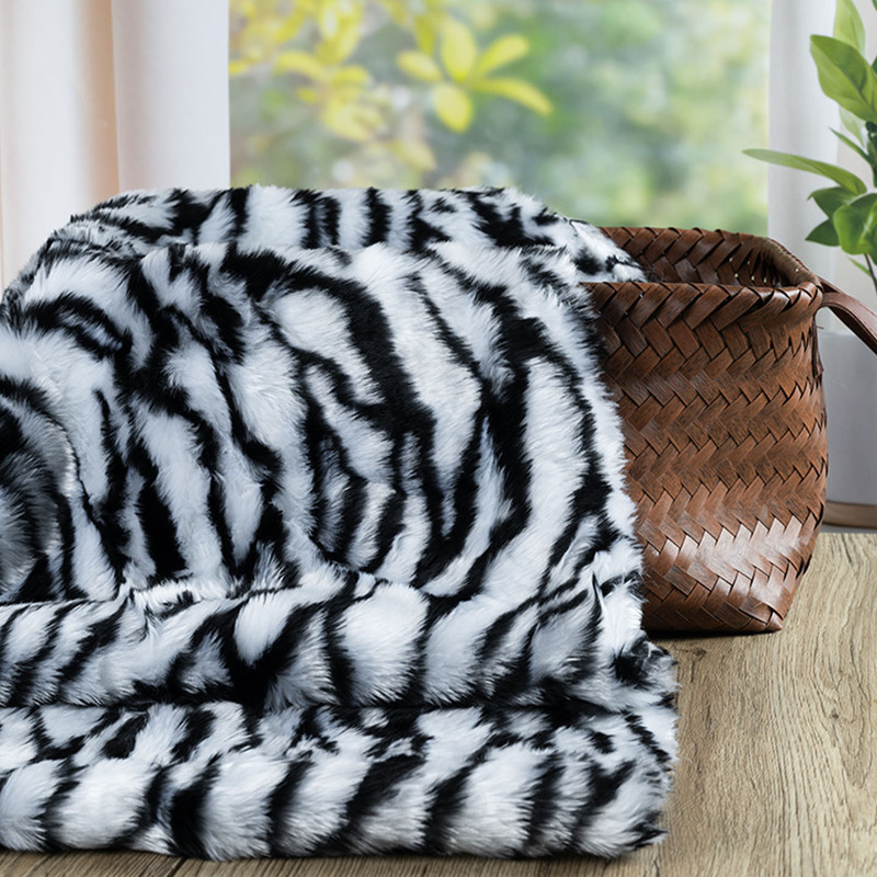 2cm Leopard Print Tiger Print Zebra Print Short Plush Fabric Artificial Fur Fabric Performance Clothing Background Cloth Handmade DIY 2cm Leopard Print Tiger Print Zebra Print Short Plush Fabric Artificial Fur Fabric Performance Clothing Background Cloth Handmade DIY