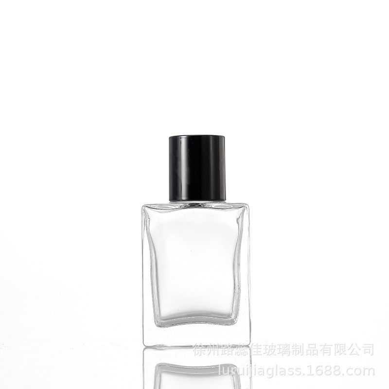 厂家现货扁方香水喷雾瓶15ml卡口化妆品便携按压喷雾分装黑色盖子|undefined