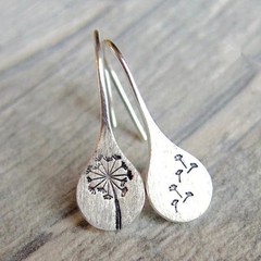 S925シルバーシンプルなレトロなプルタンポポのイヤリング女性の個性的なファッションの大衆デザインの耳掛け民族風の耳飾り