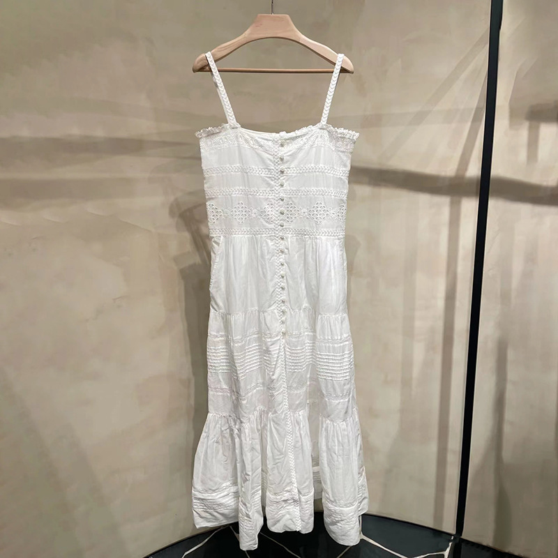 French Niche 2025 Spring and Summer Travel Lace Multi-layer Sling Sling dress Single-breasted Heavy Industry Long Dress 25153