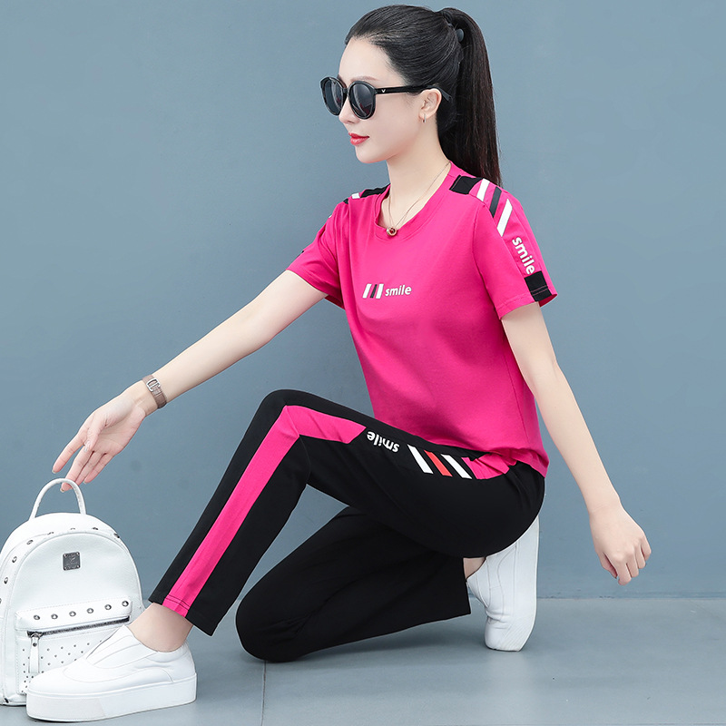 로즈 레드