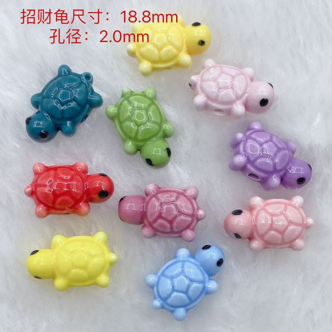 Cuentas de cerámica flor cuadrada estrella de cinco puntas pequeña flor de ciruelo trébol de cuatro hojas pequeño elefante pequeño conejo de jade color mixto cuentas de agujeros rectos cuentas hechas a mano