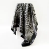 D9446-Black and White