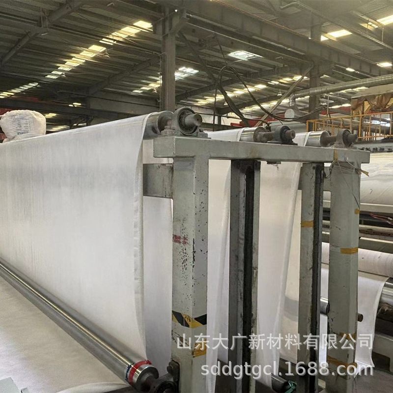 Inventario al por mayor HDPE impermeable geotextile depósito de agua membrana impermeable lago artificial dos tela una película compuesta geomembrana