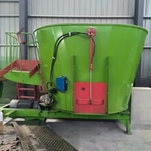 搅拌机肉牛场养殖饲料混合机固定式全日粮TMR拌料机