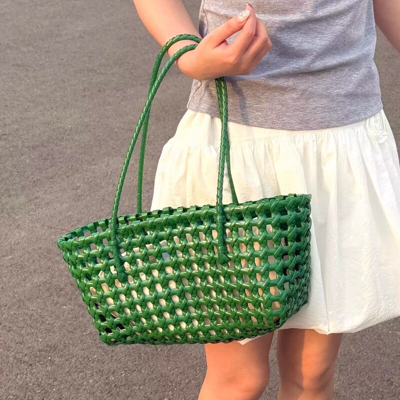 Fashion Designer Hollow Woven Bag, Portable Vegetable Basket Bag, Vacation Beach Bag, Armpit Shoulder Bag, Plastic Woven Bag Fashion Designer Hollow Woven Bag, Portable Vegetable Basket Bag, Vacation Beach Bag, Armpit Shoulder Bag, Plastic Woven Bag