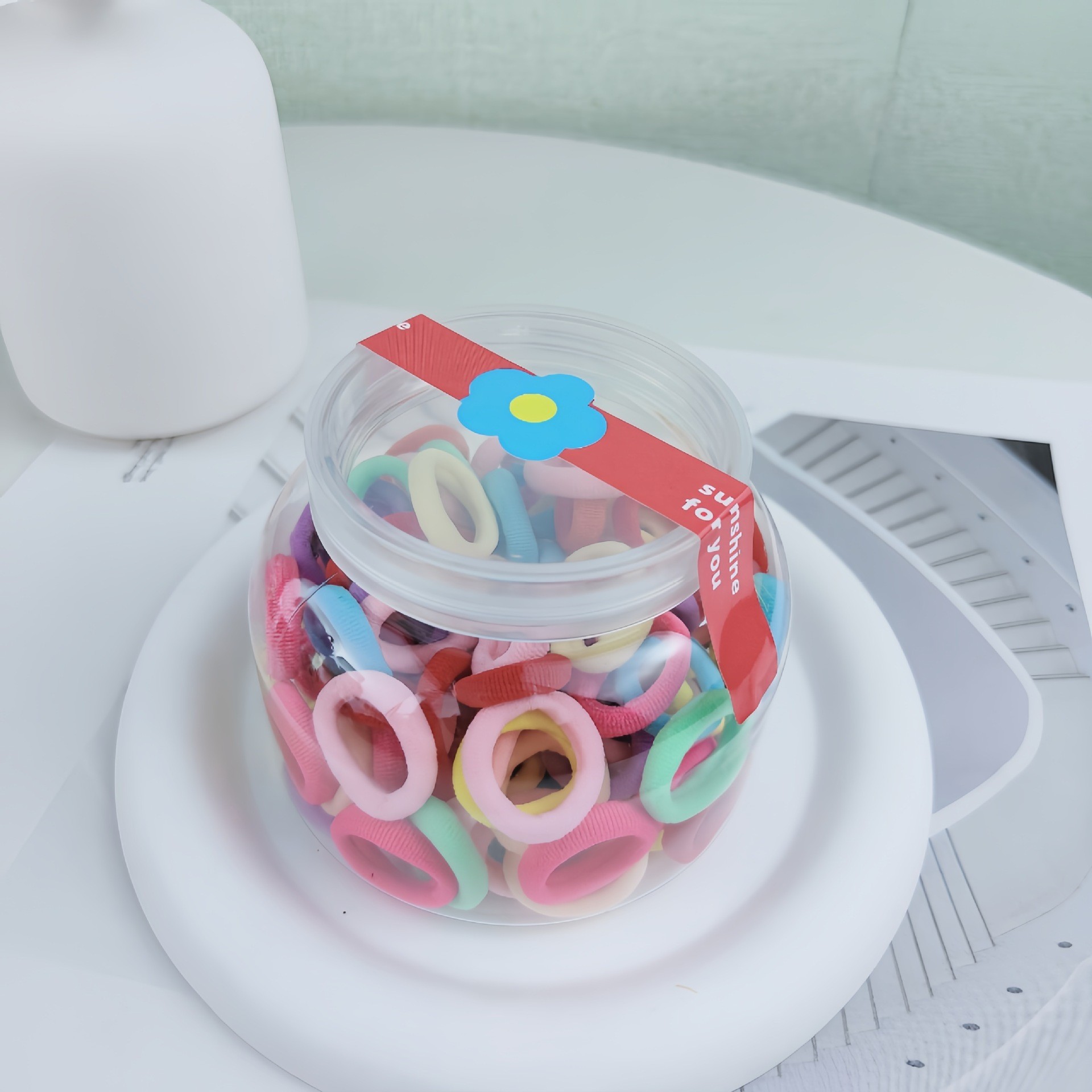 Colorful 100 plastic caps
