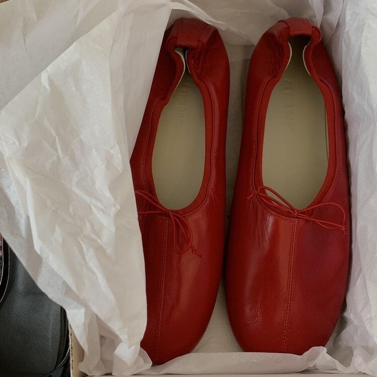Soft Leather Ballet Shoes for Women 2025 New Style French Retro Round-Toe Flat Shoes Mary Jane Butterfly Red Shoes