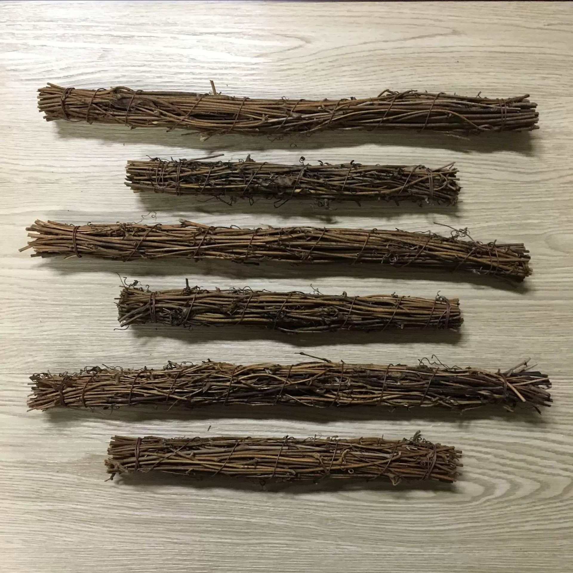 出口欧美爆款日式装饰配件永生花搭配的茯藤土伏门楣仿真批发零售