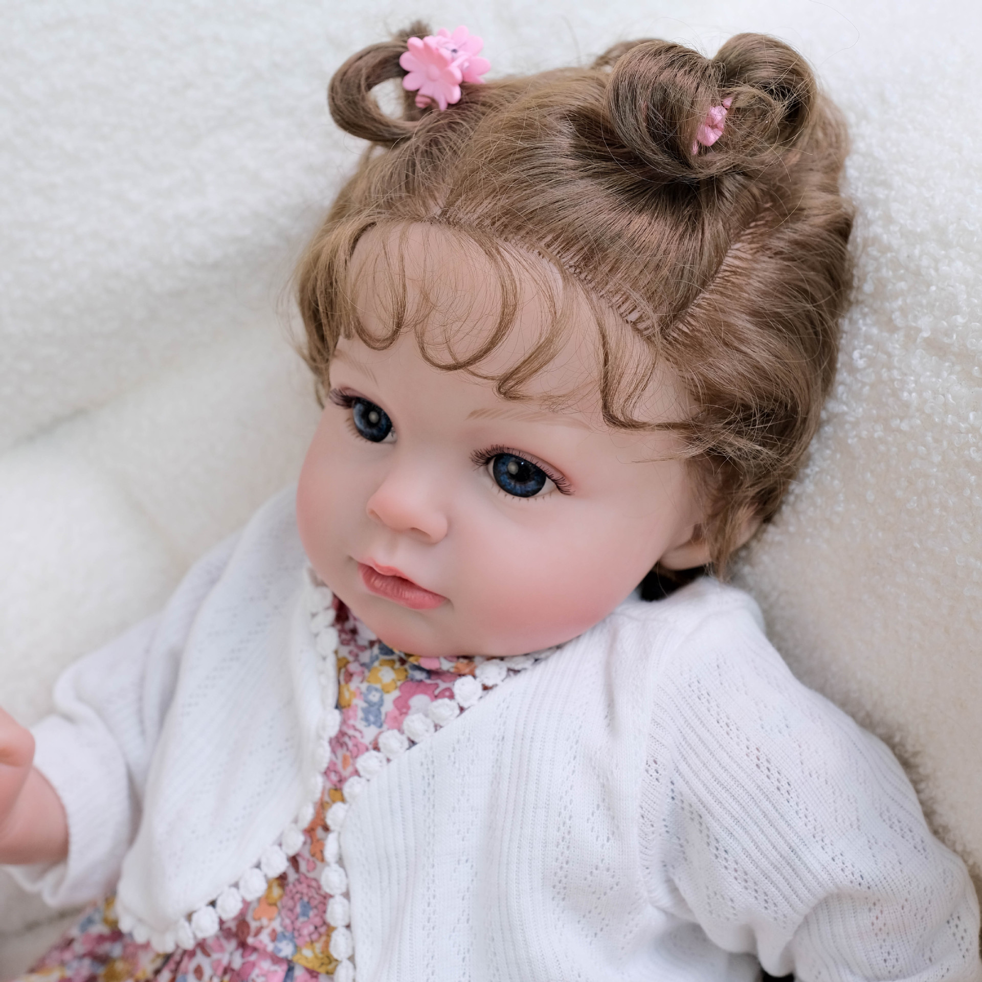 Falda floral aplastante de 20 pulgadas Arianna renacimiento muñeca de simulación recién nacido suministro transfronterizo de una pieza