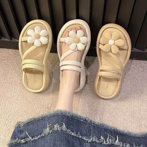  Flowers Korean Fashion Internet Celebrity Thick-soled Slippers for External Wear Small Fragrance Style Women's Flat-soled Heightening Platform Sandals