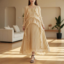 欧美重工烫金圆领连衣裙女名媛立体荷叶边长款收腰百褶礼服裙