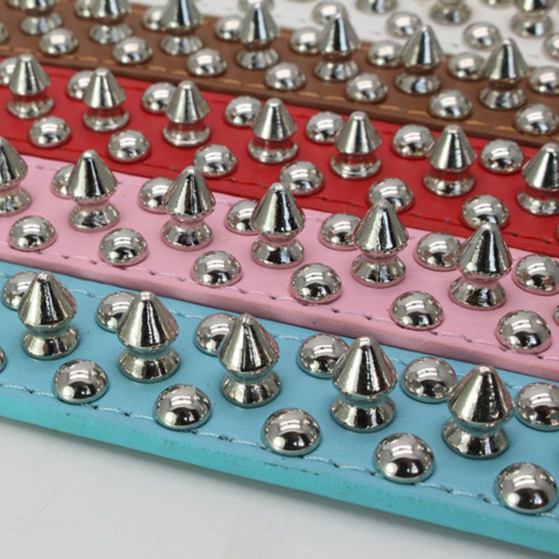 Collar de mascotas remaches PU cuero cabeza redonda anti-mordura cool punk viento artículos de mascotas felinos collar de fábrica de perros stock