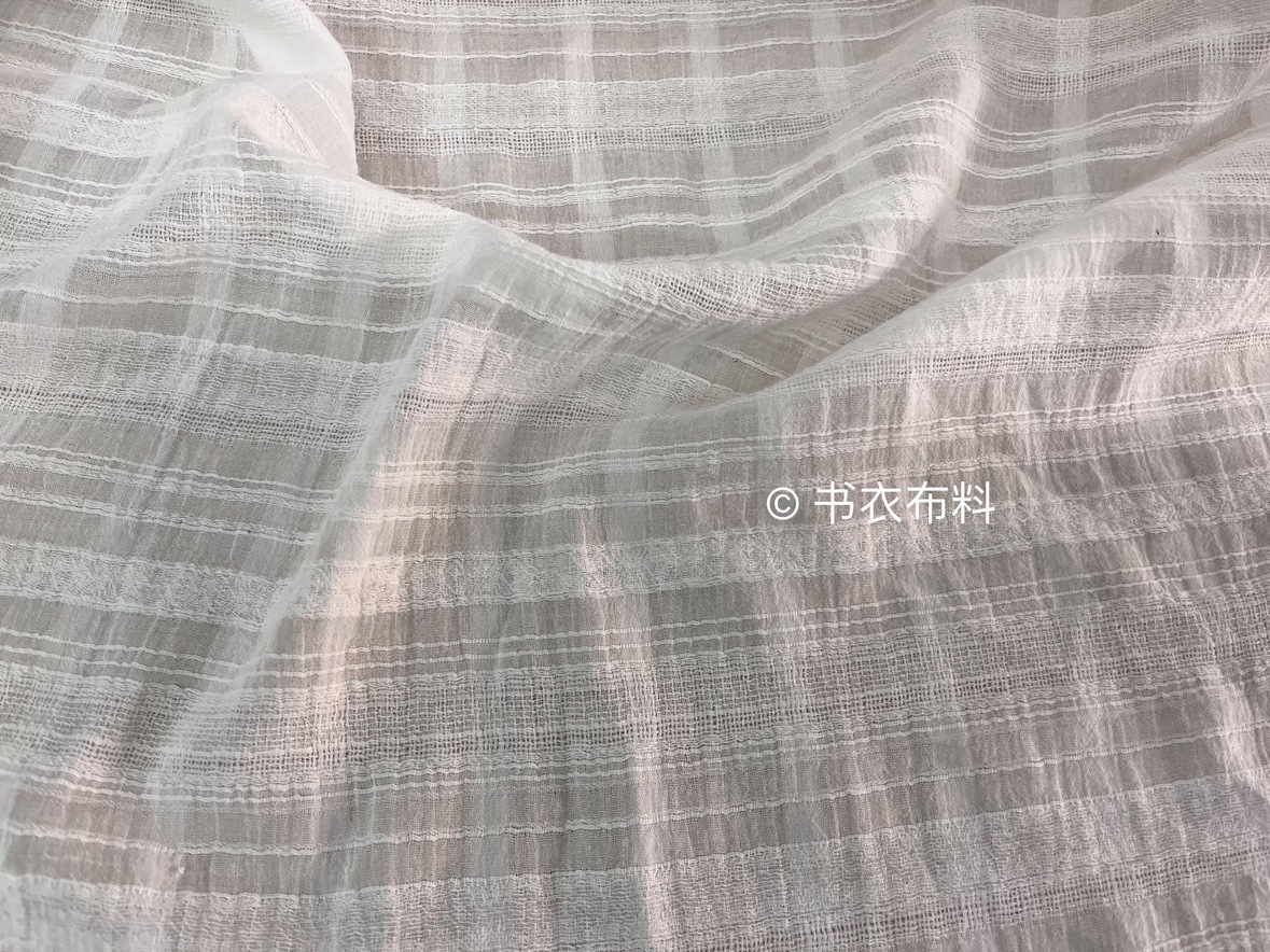 Soft white three dimensional cloth