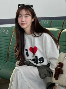 �nϵ̩��MINNIE�����ͬ���n�������ĸӡ���A�I�ٴ���l��Ů