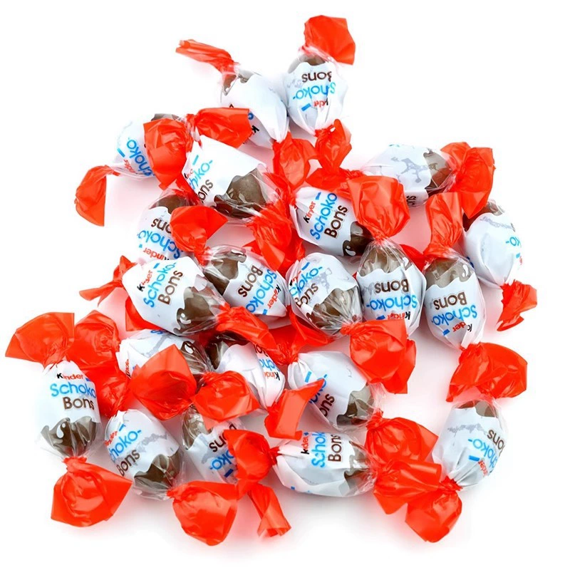 Kinder фундук молочный шоколад яйцевидные хрустящие шарики в подарок вашей девушке как закуска импортировано из Германии